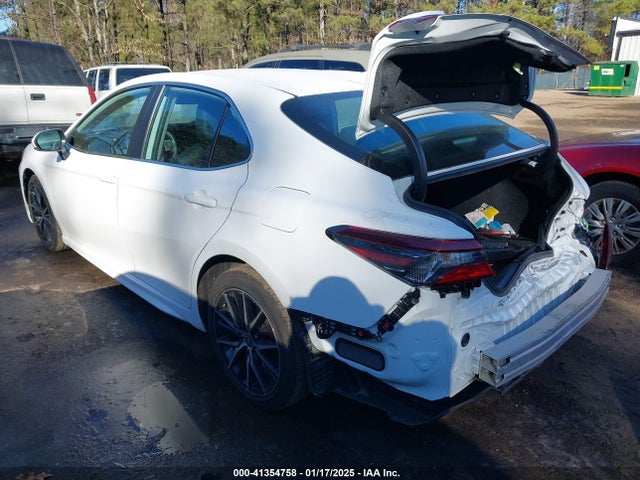 Toyota CAMRY SE 2024 4T1G11AK5RU243385 Image 3