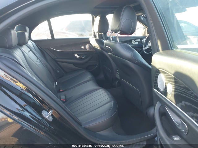 WDDZF4KB3JA461223 Mercedes-Benz E 300 4matic