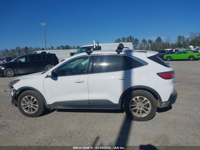 1FMCU0G66LUC61122 Ford ESCAPE SE