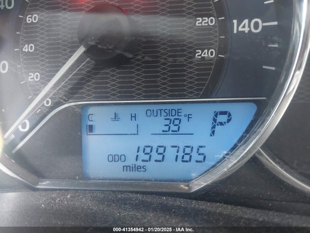 Toyota COROLLA LE 2016 5YFBURHE9GP427386 Image 16