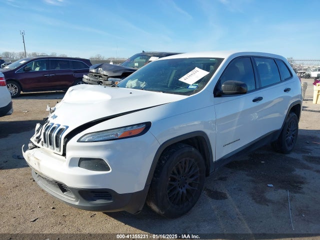 1C4PJLAS4GW329417 Jeep Cherokee Sport