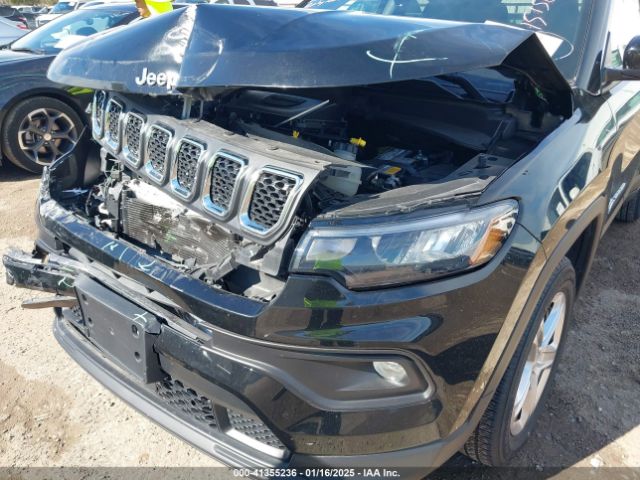 3C4NJDBNXRT603833 Jeep Compass Latitude 4x4