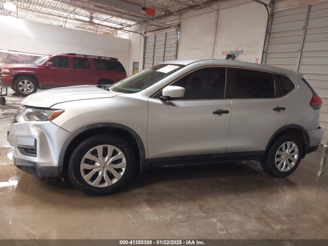 Nissan ROGUE S 2017 KNMAT2MT2HP590796 Image 14