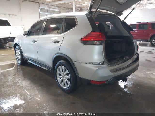 Nissan ROGUE S 2017 KNMAT2MT2HP590796 Image 3