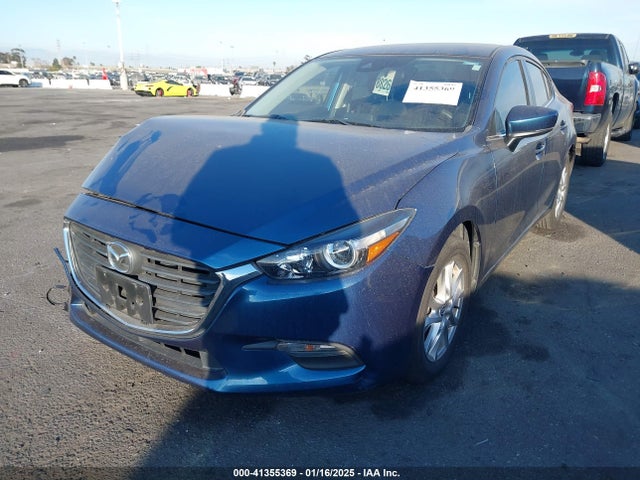 Mazda Mazda3 Sport 2018 3MZBN1U75JM189375 Image 2