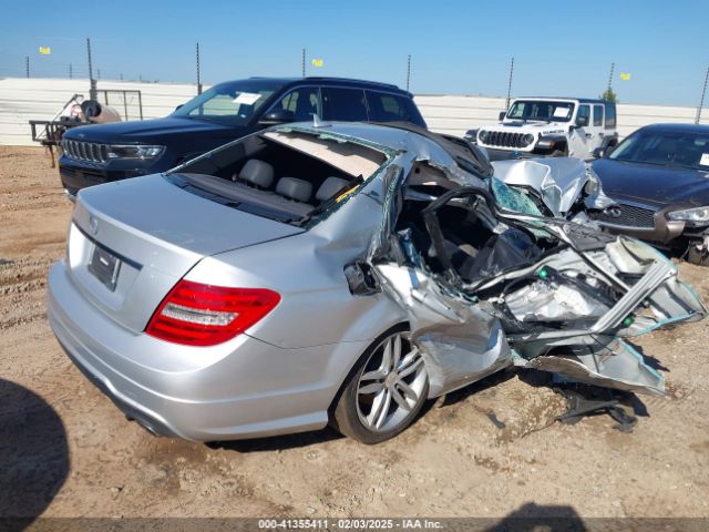 2012 MERCEDES-BENZ C 300 WDDGF8BB6CA606174 Photo 3