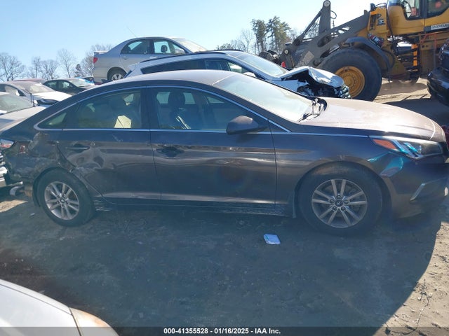 Hyundai SONATA SE 2016 5NPE24AFXGH407332 Image 13