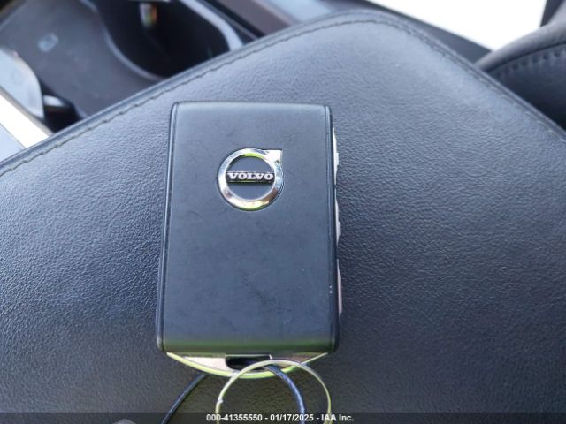 7JRL12TL4RG281026 Volvo S60 B5 Plus Dark Theme