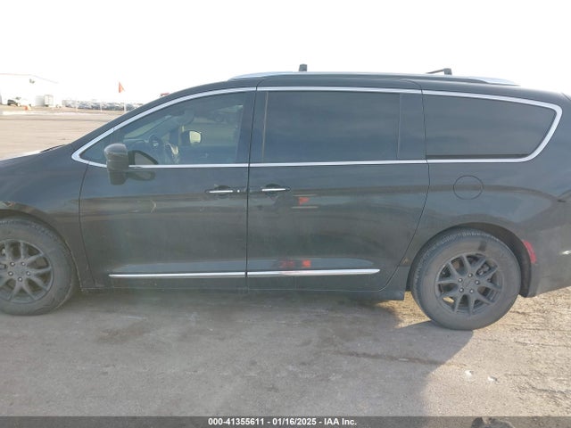 Chrysler Pacifica 2020 2C4RC1BGXLR124947 Image 14