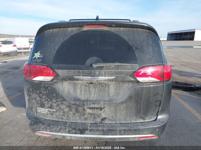 Chrysler Pacifica 2020 2C4RC1BGXLR124947 Image 16