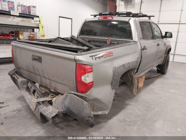 5TFDY5F19JX688080 Toyota Tundra Sr5 5.7l V8