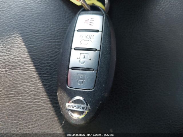 3N1AB7AP1KY369075 Nissan SENTRA SV