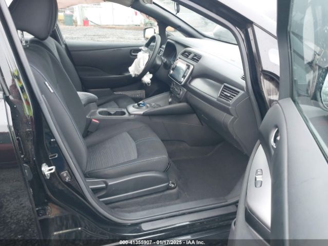 1N4AZ1BV1NC562025 Nissan Leaf S 40 Kwh