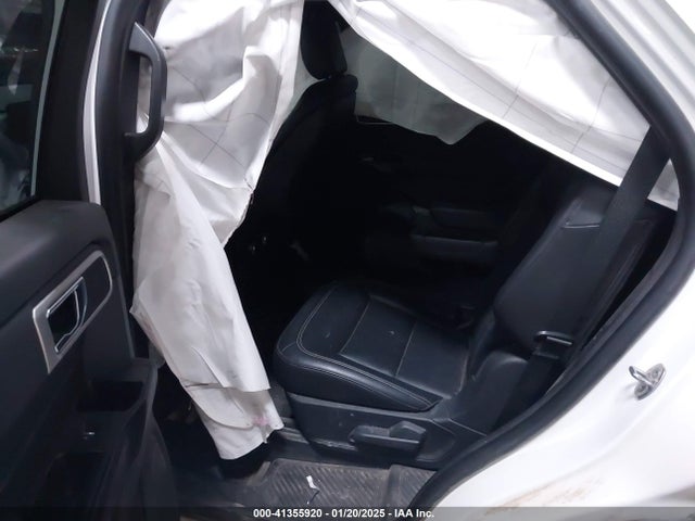 Ford EXPLORER XLT 2020 1FMSK8DH6LGA81806 Image 8