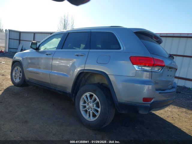 1C4RJEAG9JC126080 Jeep Grand Cherokee Laredo E 4x2