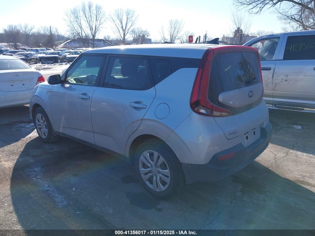 KIA SOUL LX 2020 KNDJ23AU7L7043392 Image 3