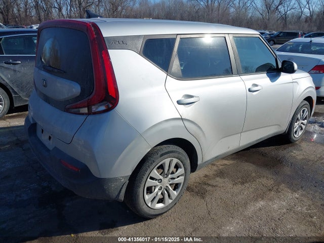 KIA SOUL LX 2020 KNDJ23AU7L7043392 Image 4