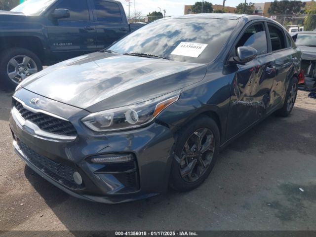 3KPF24AD7KE138688 KIA Forte Lxs