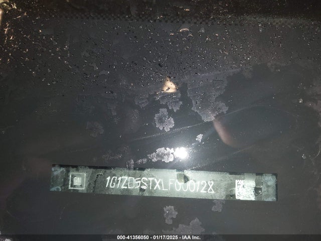 1G1ZD5STXLF000128 Chevrolet Malibu Fwd Lt