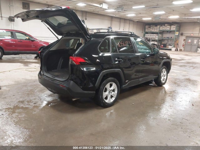 Toyota RAV4 2021 4T3L6RFVXMU024696 Image 4