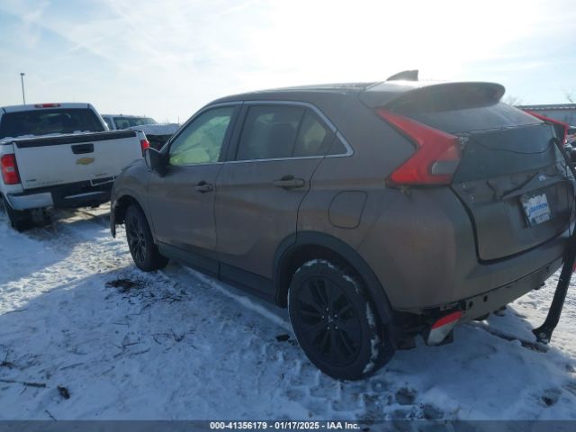 2019 MITSUBISHI ECLIPSE CROSS JA4AT4AA6KZ023334 Photo 2
