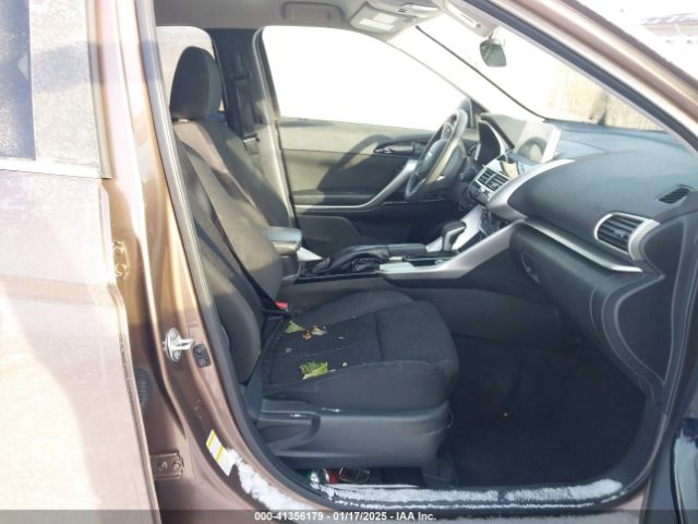2019 MITSUBISHI ECLIPSE CROSS JA4AT4AA6KZ023334 Photo 4