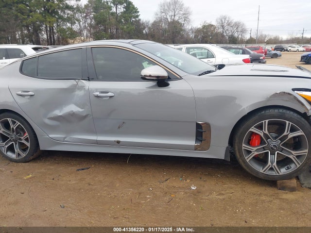 KIA Stinger Gt2 2018 KNAE55LC7J6017223 Image 17