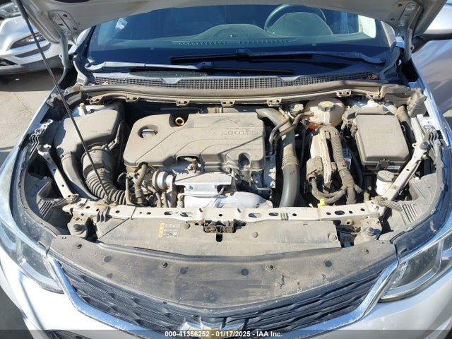 Chevrolet Cruze Ls Auto 2018 1G1BC5SM5J7234844 Image 10