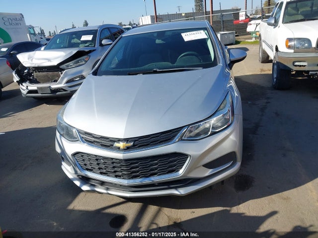 Chevrolet Cruze Ls Auto 2018 1G1BC5SM5J7234844 Image 12