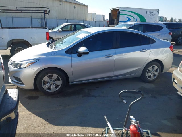 Chevrolet Cruze Ls Auto 2018 1G1BC5SM5J7234844 Image 14