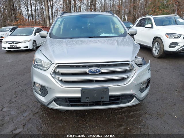 1FMCU9GD1HUA97921 Ford ESCAPE SE