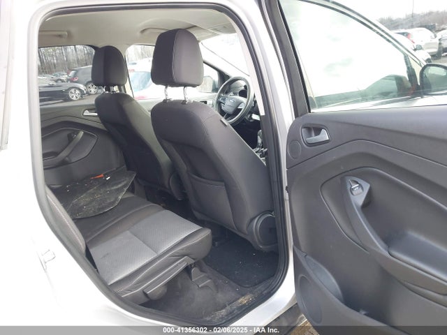 1FMCU9GD1HUA97921 Ford ESCAPE SE