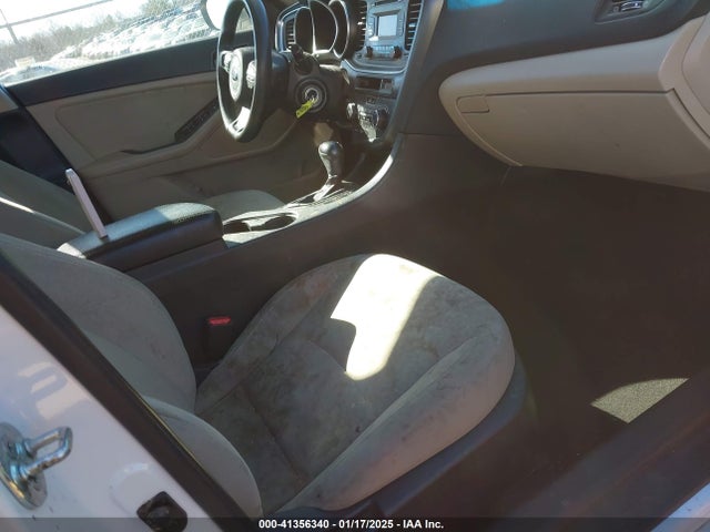 5XXGM4A74FG434824 KIA Optima Lx