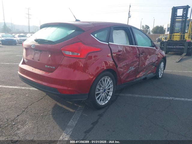 Ford FOCUS ELECTRIC 2015 1FADP3R40FL232082 Image 4