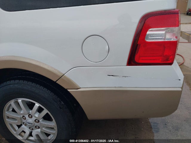 Продажа на аукционе авто 2011 Ford Expedition Xlt, vin: 1FMJU1J58BEF57233, номер лота: 41356402