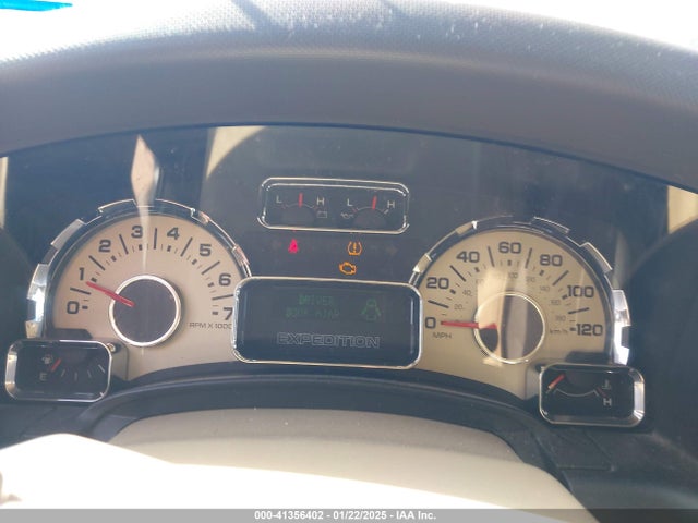 Продажа на аукционе авто 2011 Ford Expedition Xlt, vin: 1FMJU1J58BEF57233, номер лота: 41356402
