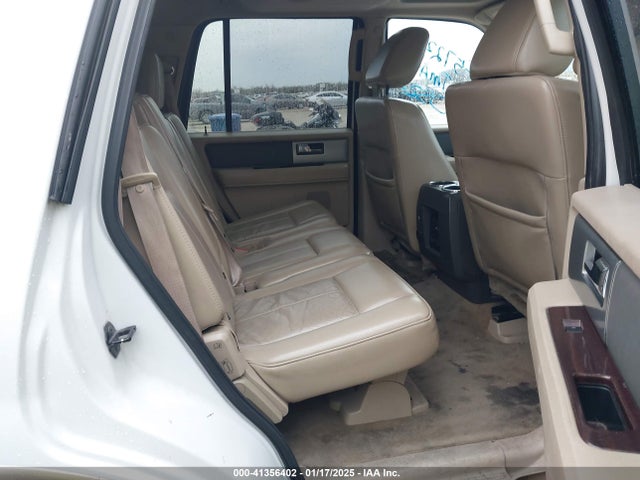 Продажа на аукционе авто 2011 Ford Expedition Xlt, vin: 1FMJU1J58BEF57233, номер лота: 41356402