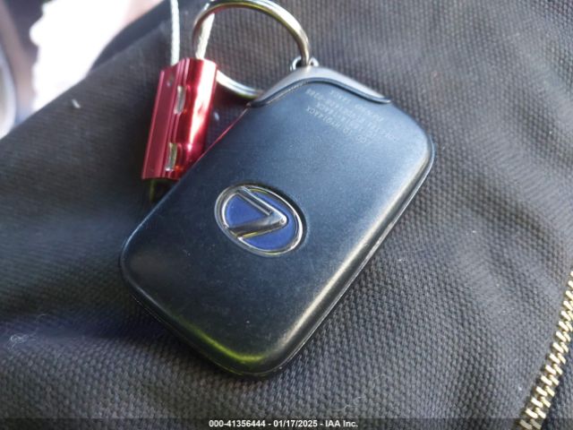 JTHKD5BH0F2240478 Lexus CT 200H