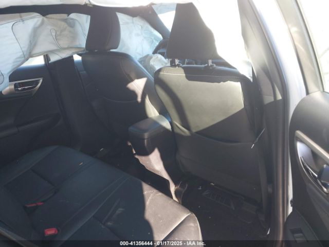 JTHKD5BH0F2240478 Lexus CT 200H