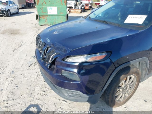 1C4PJLAB5GW137486 Jeep Cherokee Sport