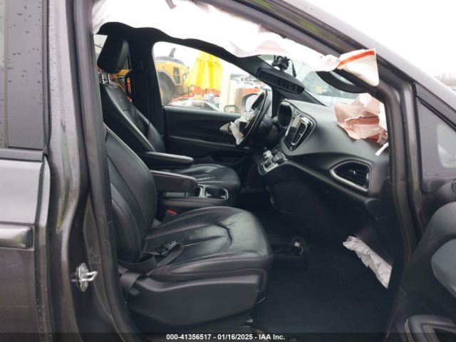 2C4RC1BG2LR232866 Chrysler Pacifica Touring L