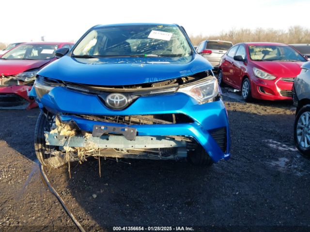 JTMBFREV5JJ737268 Toyota RAV4 LE