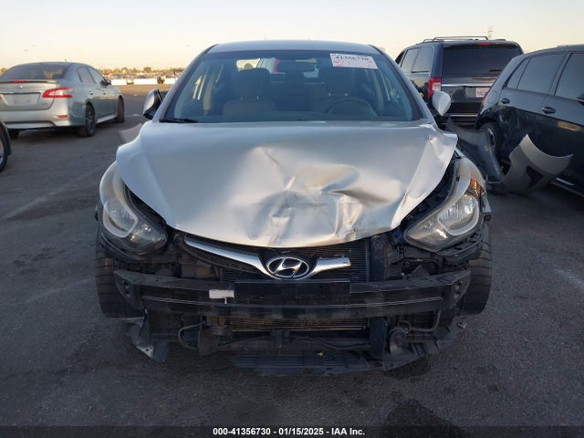 Hyundai ELANTRA SE 2016 5NPDH4AE9GH715741 Image 13