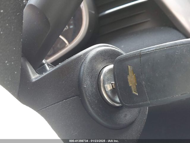 1G11D5SL5FF207589 Chevrolet MALIBU 2LT