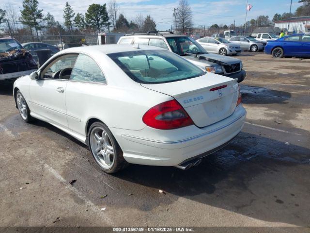 2009 MERCEDES-BENZ CLK 550 WDBTJ72H29F266229 Photo 2