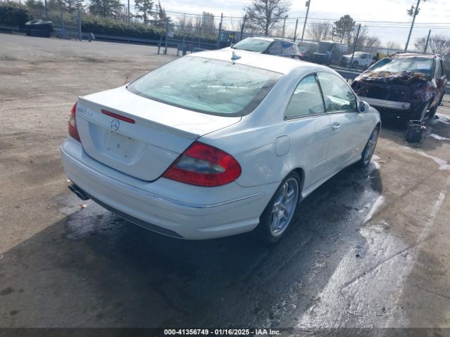 2009 MERCEDES-BENZ CLK 550 WDBTJ72H29F266229 Photo 3