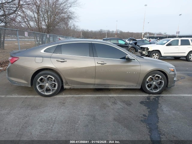 1G1ZD5STXLF128613 Chevrolet Malibu Fwd Lt