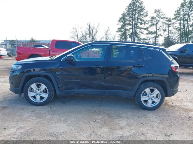 3C4NJCBB3NT138161 Jeep Compass Latitude Fwd