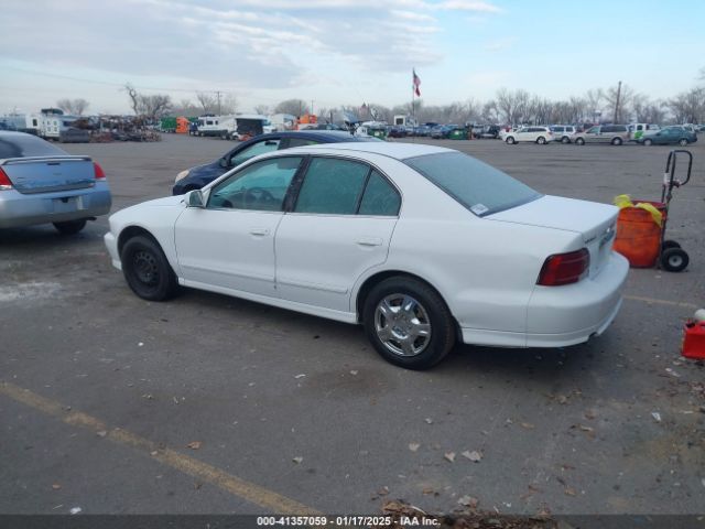 2000 MITSUBISHI GALANT 4A3AA46G1YE094351 Photo 2