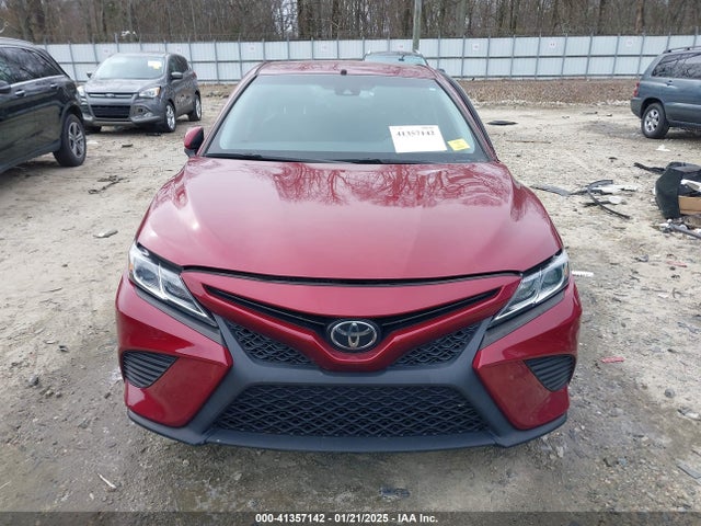 4T1B11HK6JU669056 Toyota CAMRY SE